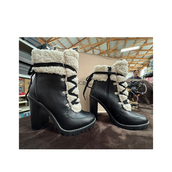 BCBG Shoes - BCBG Black and Cream Heeled Boots 7.5